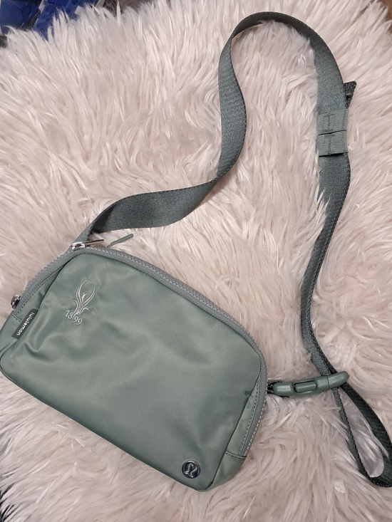 lululemon athletica Handbags - Lululemon Everywhere Belt Bag 1L Grey Sage with Deer Graphic Accent Like New